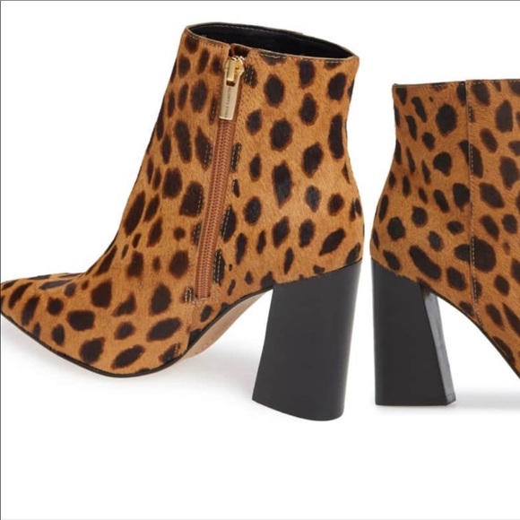 Vince Camuto Thelmin Cheetah booties - Picture 2 of 3